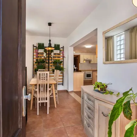 Lejlighed Casa Queen Ovetus Planta Baja, Piscina Y Wifi